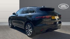Jaguar F-Pace 2.0 D200 R-Dynamic SE Black 5dr Auto AWD Diesel Estate